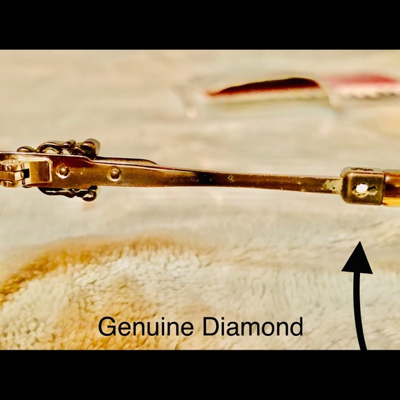 GENUINE DIAMOND accent CHROMED HEART Sunglasses With original case and wipe. - Picture 6 of 15